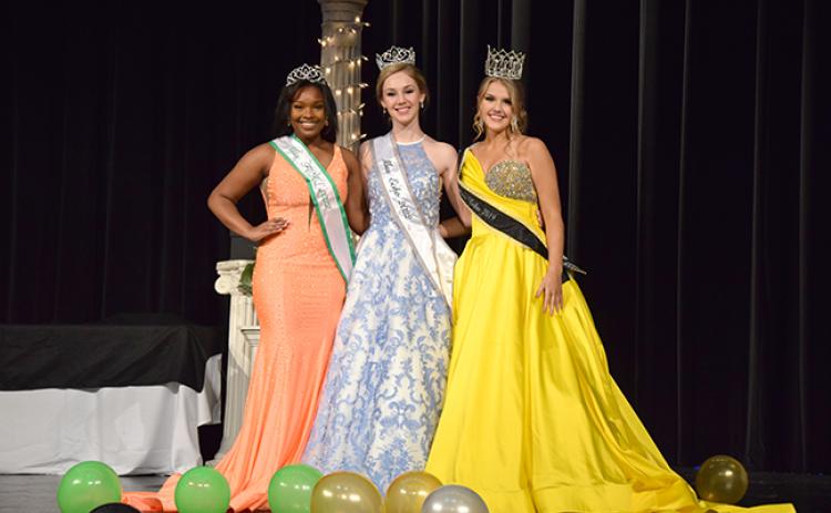 (from left) Miss FCHS 2022 Eryshia Thomas, Miss Echo 2022 Chaislyn Stratton and Miss Echo 2022 Aslinn Brown