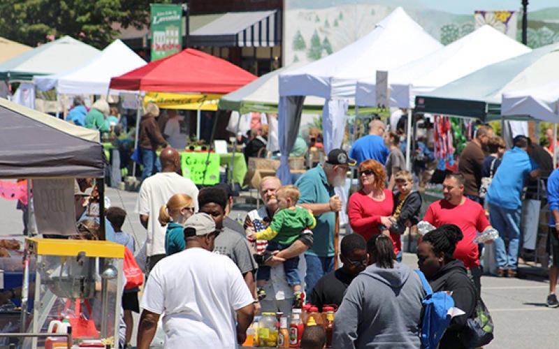 Lavonia's Fall Festival typically draws an average 2,500 people to downtown.