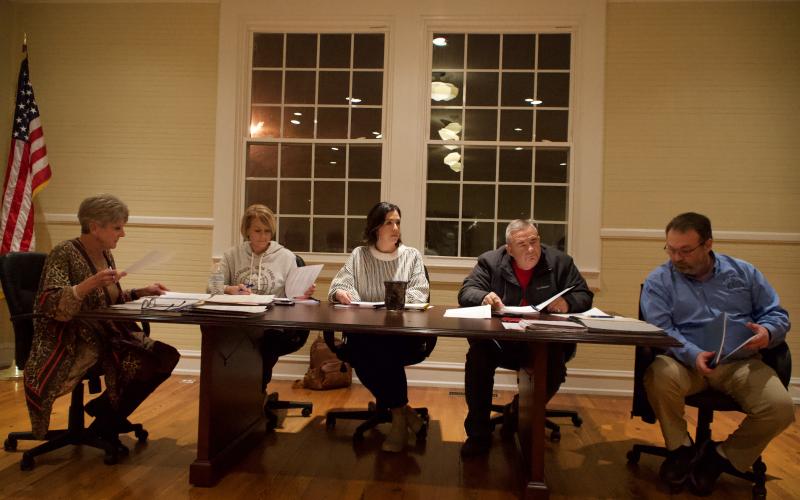 New Carnesville Mayor Missy Holbrook (left) presided over the first city council meeting of 2024, with new council members (from left) Sherri Cheek and Gabbie McFarlin joining holdovers Mike Barrett and Wesley Dove.