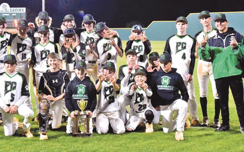 Members of the region champion Franklin County Middle School Cubs are Cohen Fortson, Lukas Foster, Mason Griffin, Eli Moore, Hudson Huff, Kooper Burkett, Caleb Owens, Seth Cawthon, Gavin Holman, Cole Adams, Holden Weir, Talon Sanders, Hayes Roberts, Chase Dunn, Lawson McFarlin, Luke McFarlin, Nolan Gibson, Talan Bryson and Tucker Huff. Coaches are Ty Tipton, Colman Hill and Jackson Meadors. (Photos by Scoggins)