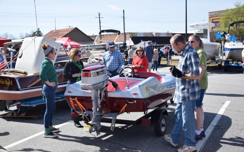 A day perfect for being at the lake was just as nice to spend time getting prepared for lake living at the Lavonia Boat Expo Saturday in downtown Lavonia. The expo brought boat dealers, vendors and other lake life organizations to meet a big crowd of citizens and visitors to town. For more on the Expo, see Page 16. (Photo by Scoggins)