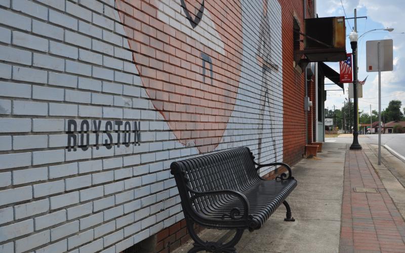 The Royston City Council has begun discussions on how to deal with blighted properties and vacant downtown buildings.