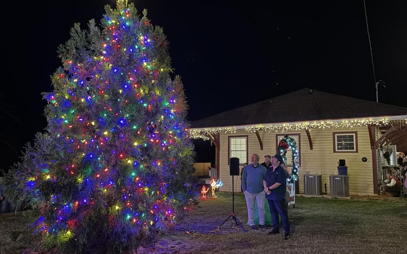 Royston kicked of the season with the event, which included the lighting of the city Christmas tree.