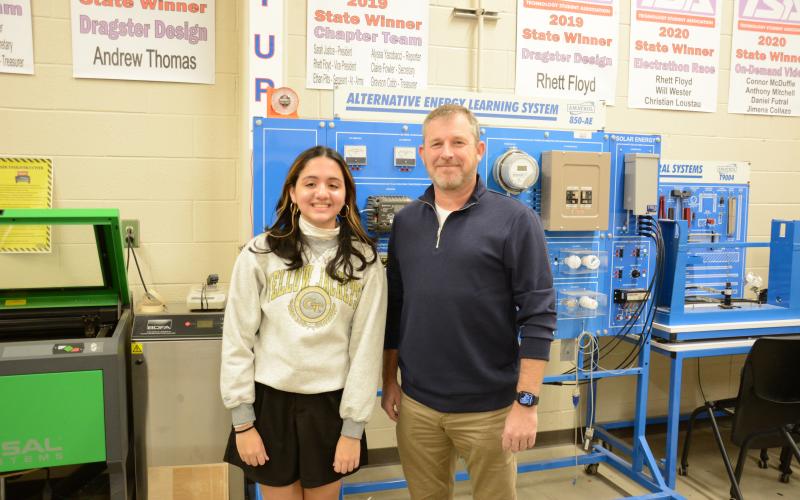 Sandali Rockwell (left) has been named the 2025 STAR Student for Franklin County High School. She chose teacher  Kenny Floyd (right) as STAR Teacher. (Photo by Eavenson)