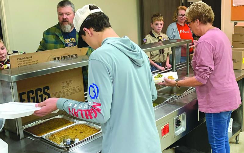 Voluteers with River of Life Ministries fill plates for Thanksgiving in 2023. In 2025, the ministry plans to expand its holiday meal program to all of Franklin County.