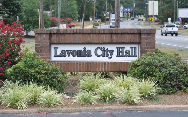 Mayor Courtney Umbehant read a letter at Monday’s Lavonia City Council meeting in an effort to clarify what he described as confusion about a partnership in future water projects.