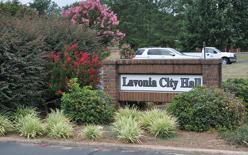 The Lavonia Planning and Zoning Commission recommended sweeping changes Monday to the City’s zoning ordinances during a brief meeting.