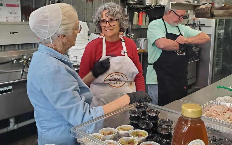 Bebop’s Bakery, and others, provided free meals on Thanksgiving.