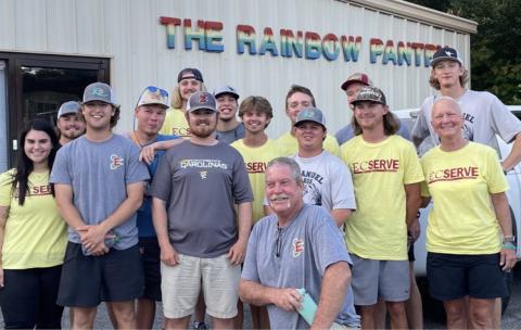 The Rainbow Pantry of Royston is looking for volunteers and donations for families in need during the holiday season.