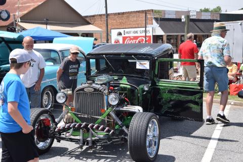 More than $8,000 was raised for Step of Faith Outreach Saturday with the fourth annual Northeast Georgia Hotrod Festival. 