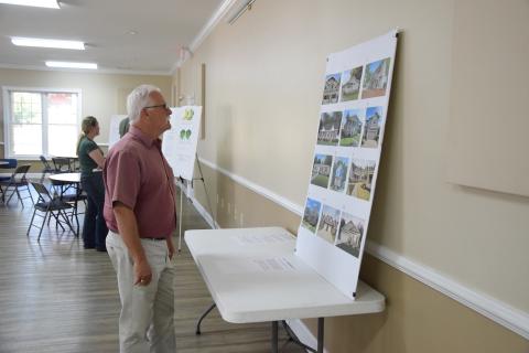 Those attending an open house Monday about the Franklin County Comprehensive Plan – including Franklin County Planning Director Robert Ogburn – were asked to visit stations to give opinions on a variety of issues.