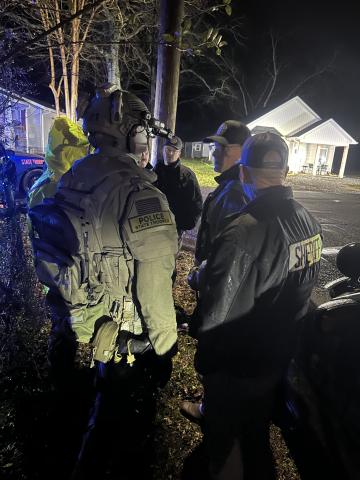 Sheriff Scott Andrews talks with officers during a standoff with a suspect at a home on Rainbow Drive in Lavonia. (Photo courtesy of the Franklin County Sheriff’s Office)