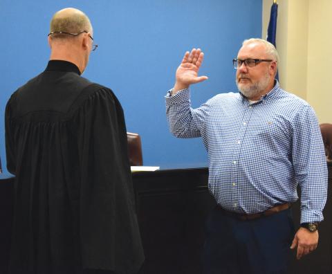 Jason Phillips was sworn in Monday as the next mayor of Royston in a ceremony with his family at City Hall.