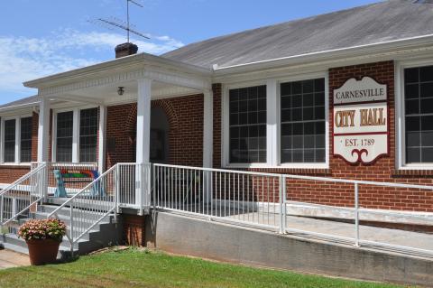 On Tuesday, the Carnesville Planning and Zoning Commission gave their recommendation for approval of a request to annex and rezone additional land for a stone quarry on Highway 106 near I-85.