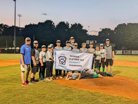 Members of the team are Deegan Anglin, Davis Dutton, Emmett Delozier, Bryce Finger, Nolan Foster, Hudson Griffin, Bennett Grizzle, Drew Hall, Matthew Kennedy, Grayson Cole, Logan Taylor and Chance Thornton. (Photo courtesy of Franklin County Little League)
