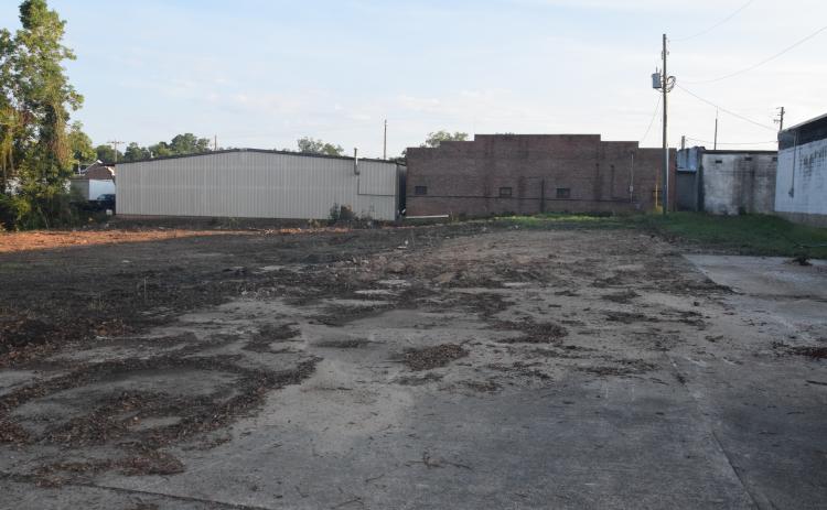 The Royston City Council is working to close on a purchase of an open lot on Mill Street to provide for downtown parking.