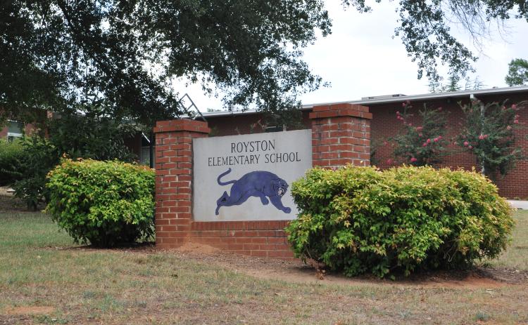 A possible location for a new Royston Elementary School announced for the first time last week is just outside the Royston city limits.