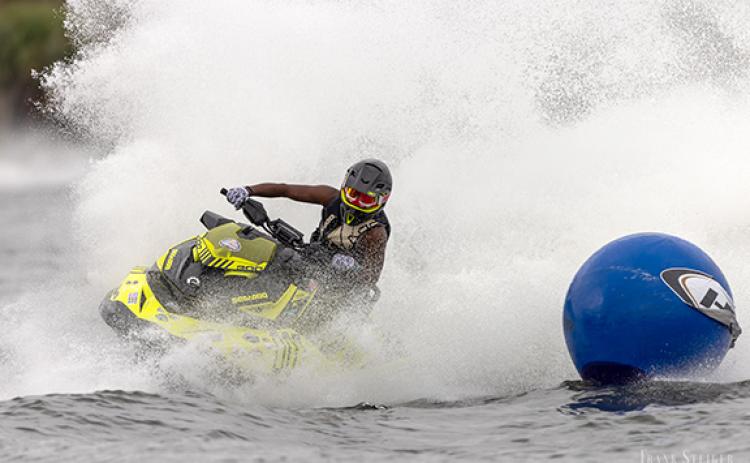 Jonathan Samuel maneuvers around a buoy outlining the course during the 2021 Pro Watercross World Championship.