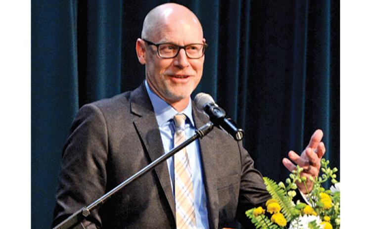 First Baptist Church of Lavonia Lead Pastor and FCHS Class of 1986 salutatorian Chris Chitwood was the keynote speaker at the Franklin County Chamber of Commerce’s annual Honors Breakfast Friday.
