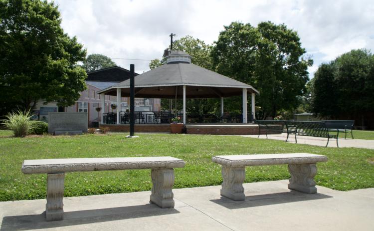 The Lavonia Downtown Development Authority has suggested eliminating the 12 four-foot benches and the hazardous concrete benches at the Gazebo downtown and replacing them with six eight-foot benches, two recycled plastic picnic tables, new trash containers and a bicycle parking area. (Photo by Raese)