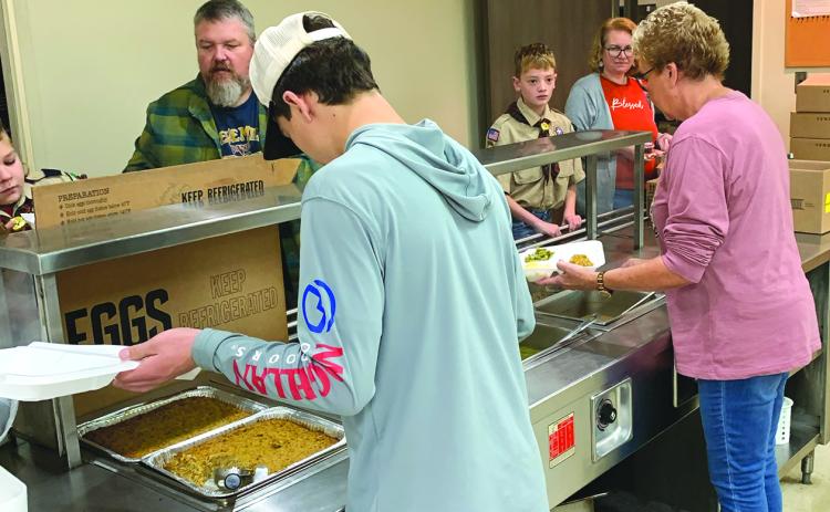 Voluteers with River of Life Ministries fill plates for Thanksgiving in 2023. In 2025, the ministry plans to expand its holiday meal program to all of Franklin County.
