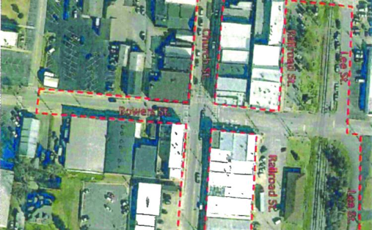 A new Royston ordinance allowing areas where open containers of alcohol can be carried outside during special events established an entertainment district downtown and for all of the Royston Wellness and Community Park.