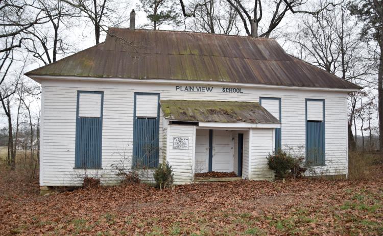 A clean up day is set for Saturday at the historic Plainview School. The school was the last “country” school in the county. For more on the history of the school, see America 250 on Page 2.