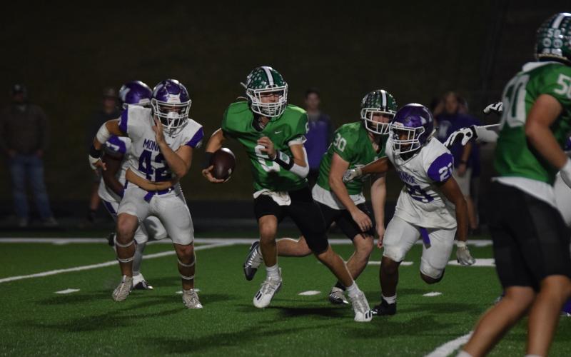 Lions honor 12th grade members, show good effort against Monroe