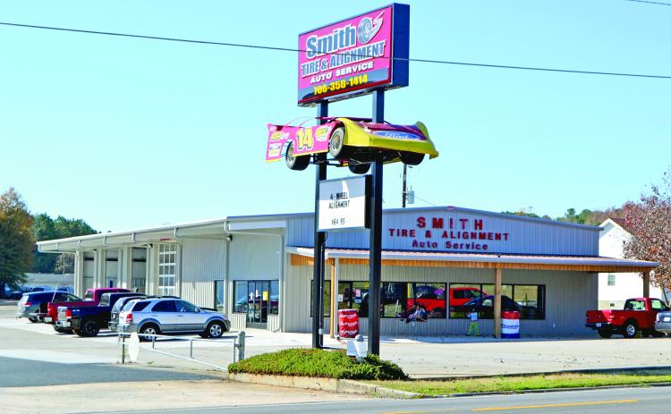 The former location of Phil Owens Used Cars lot in Lavonia stood empty for 12 years but has now been filled by the relocation of Athens Physical Therapy and the new Smith Tire and Auto (pictured). (Photos by Eberhardt)