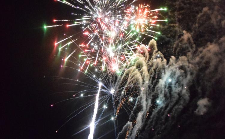 The City of Franklin Springs sponsored fireworks Sunday to celebrate the arrival of the new year.