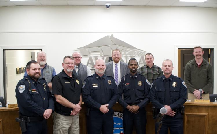 Lavonia Police Chief Shane Edmisten recognized four officers Monday for their promotions and the hard work of the department during his first year at the Lavonia Police Department. 